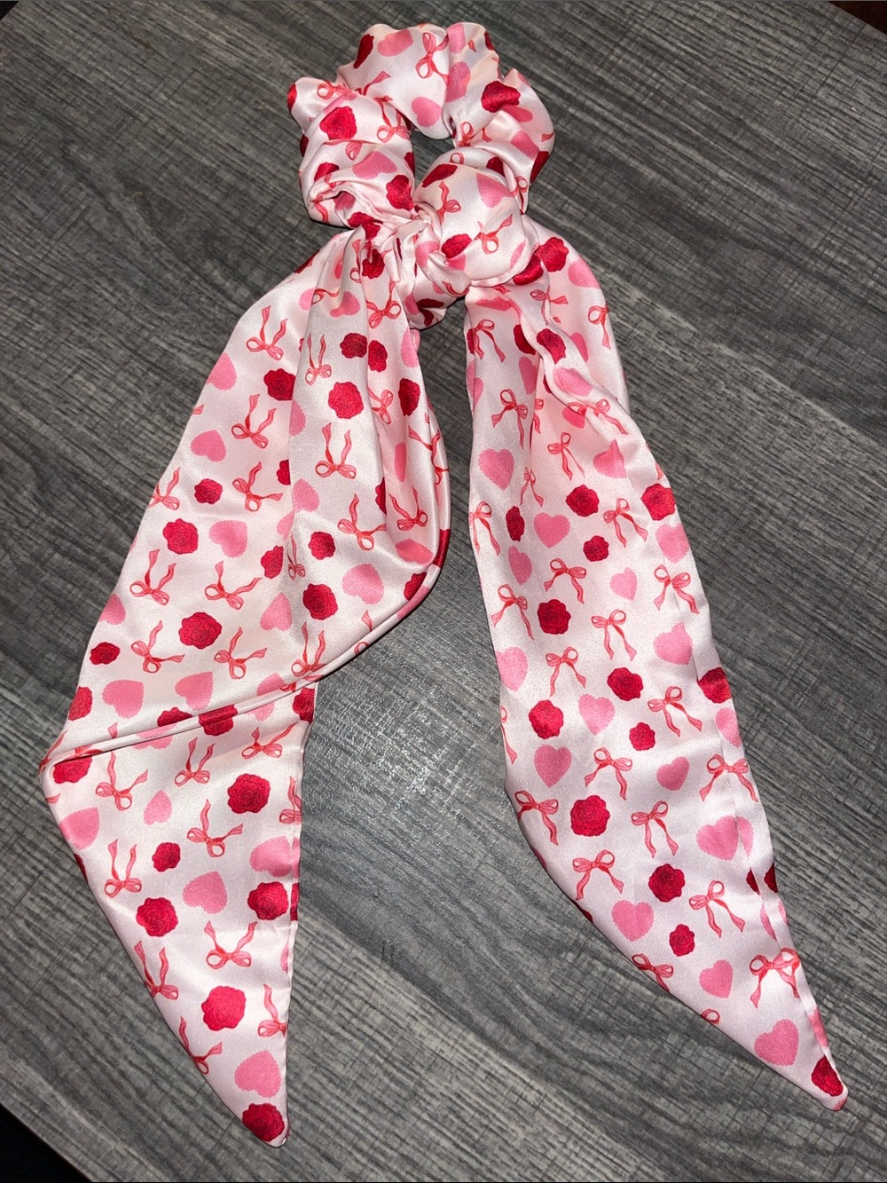 Roses and bow silky long hair tie